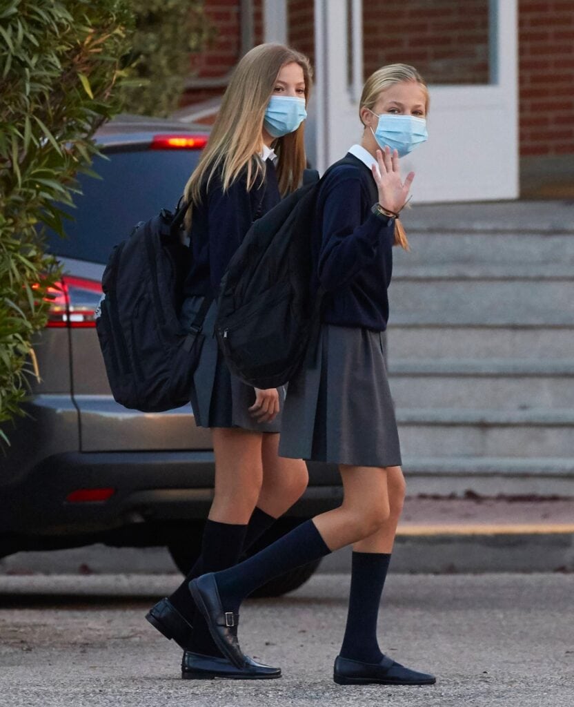 2020 09 11 spanje sofia leonor school uniform ANP 02