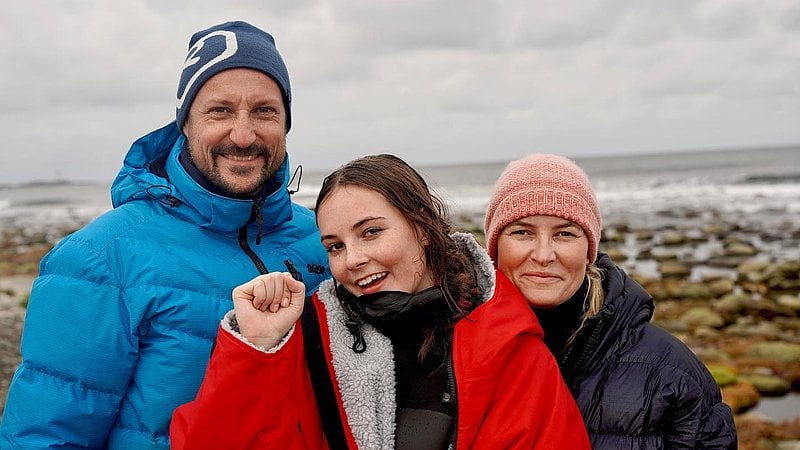 2020 noorwegen ingrid surfen 03