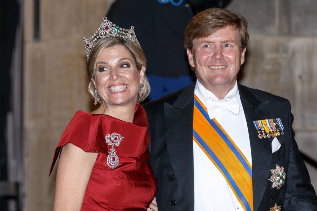 2016 maxima wa willem tiara gala rood corps diplomatique mellerio anp