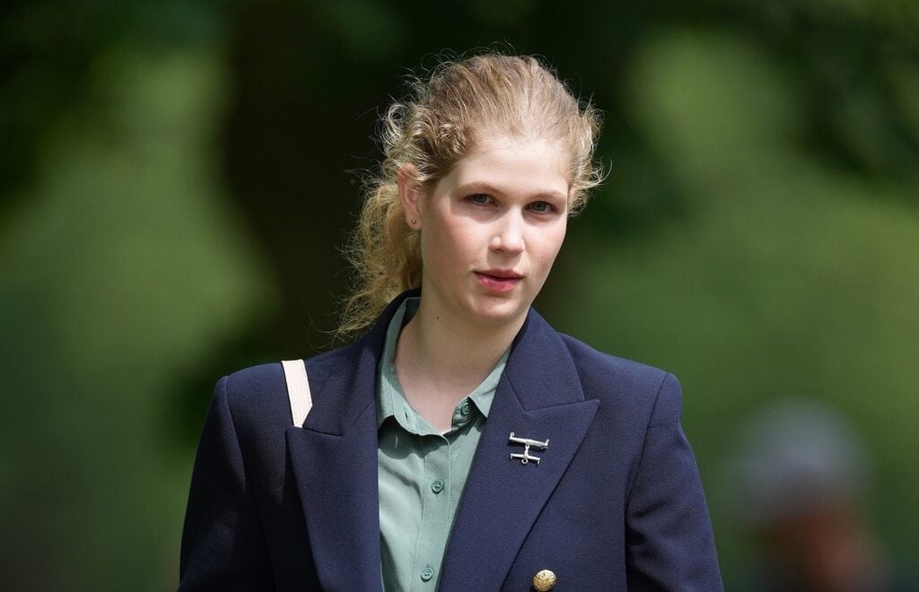 2021 07 03 Louise blauw anp 02