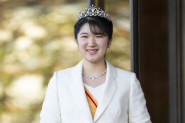 2021 12 05 Japan Aiko tiara anp 01