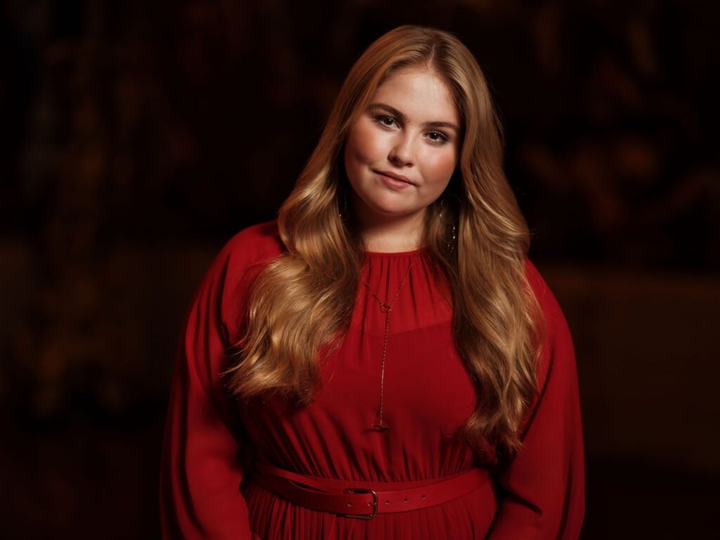 2021 portret verjaardag 18 amalia rvd3