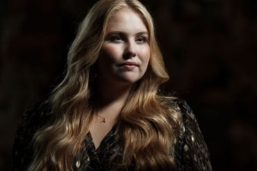 2021 portret verjaardag 18 amalia rvd5