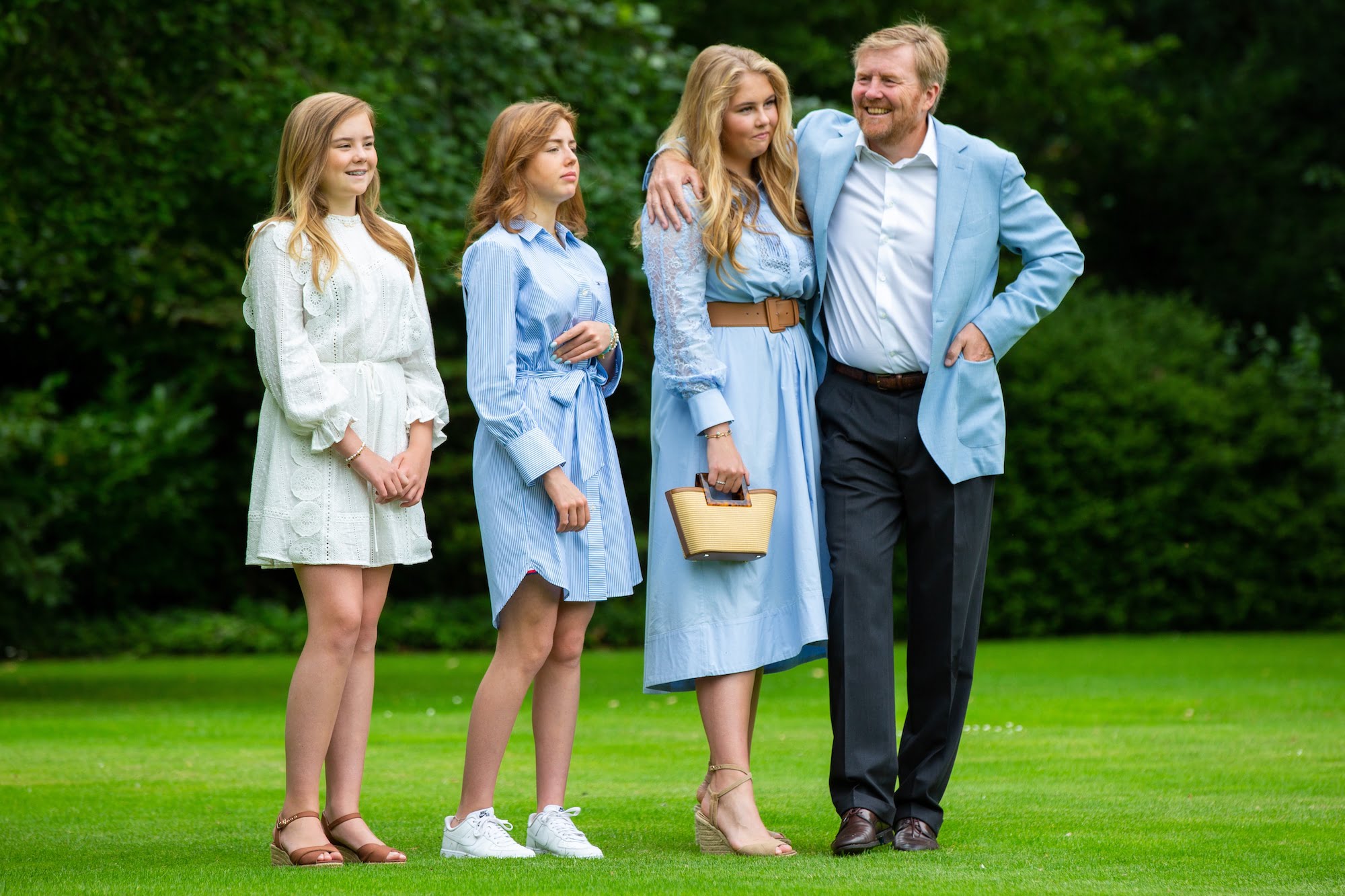 7x Willem-Alexander als gênante vader – All Things Amalia