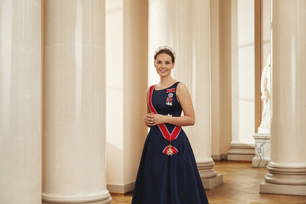 2022 ingrid alexandra staatsieportret tiara parel boucheron kh3