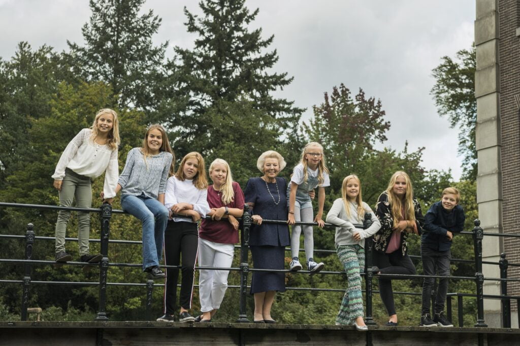 prinses beatrix met kleinkinderen 2