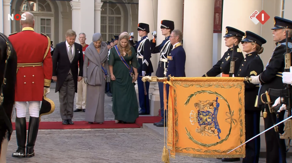 2022 prinsjesdag amalia koets schouwburg nos3
