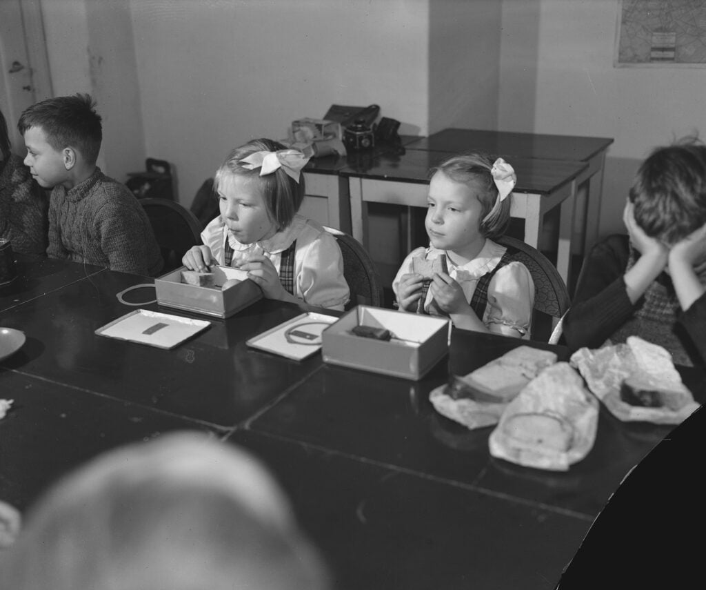 1946 beatrix irene kees boeke school NA