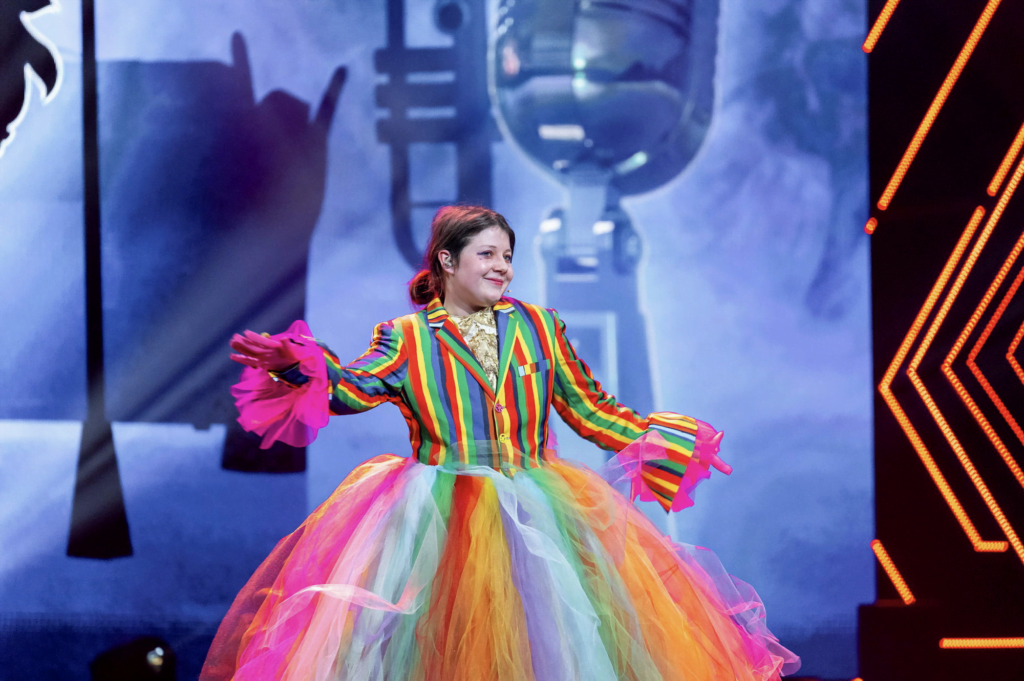 2022 maud behn masked singer nrk1