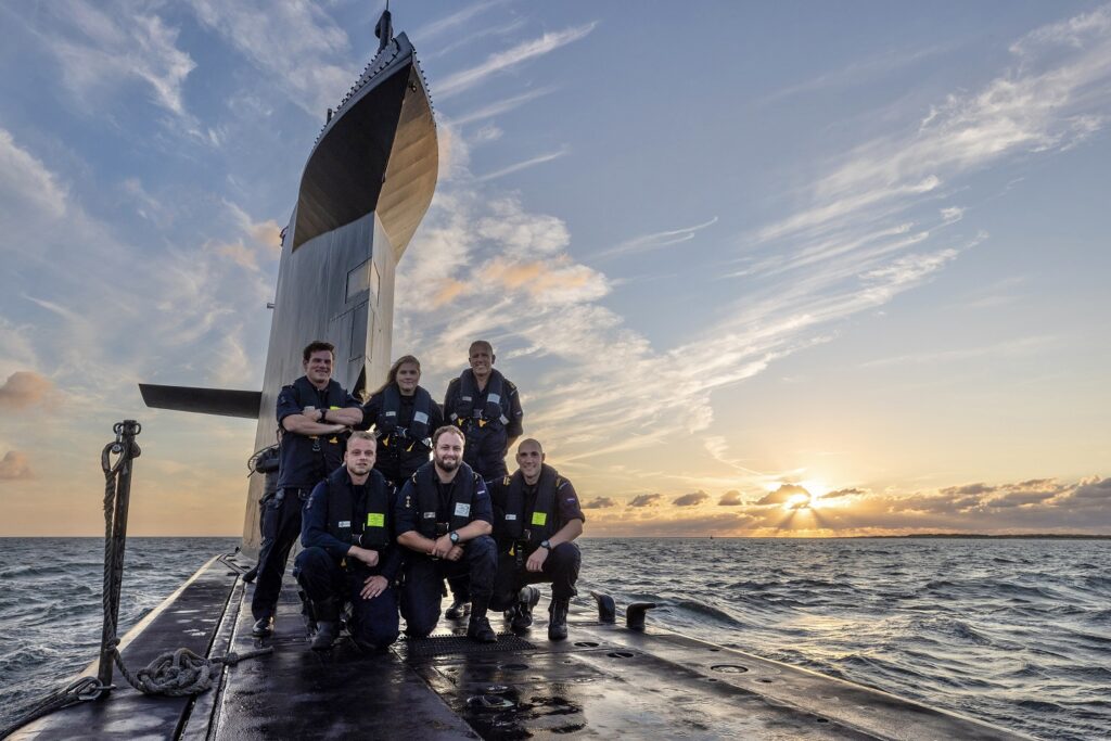 2022 prinses van oranje maakt kennis met de koninklijke marine 04 LR