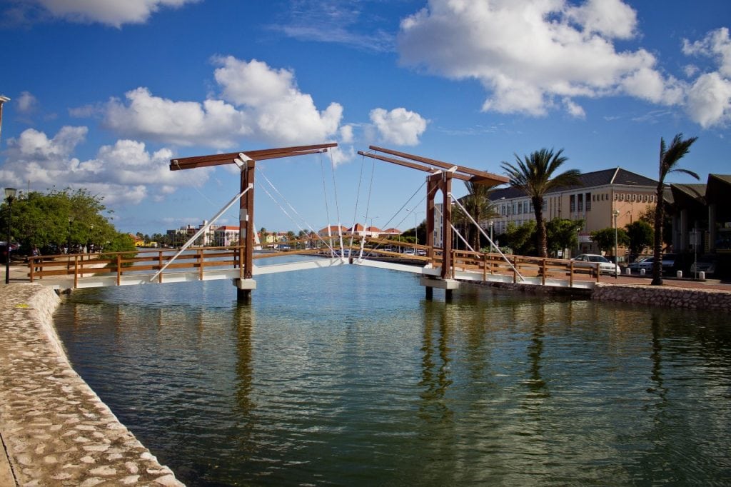 2023 amaliabrug waaigat curacao Meerdink Bruggen