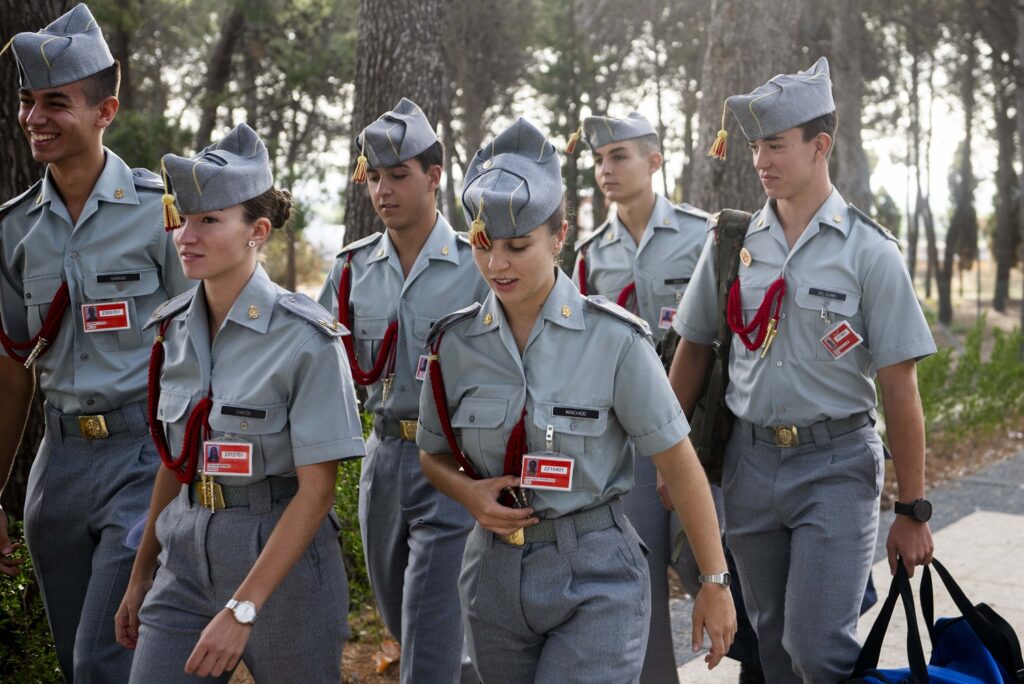 2023 spanje leonor militaire academie ANP 03 sfeer