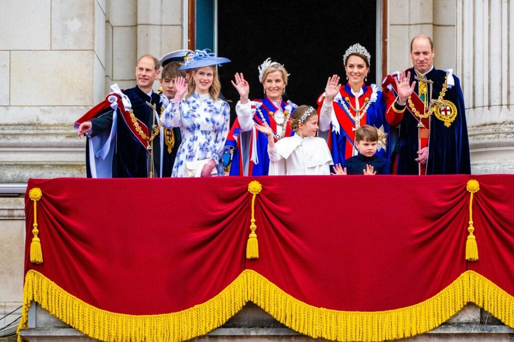 LONDEN KRONING KONING CHARLES III