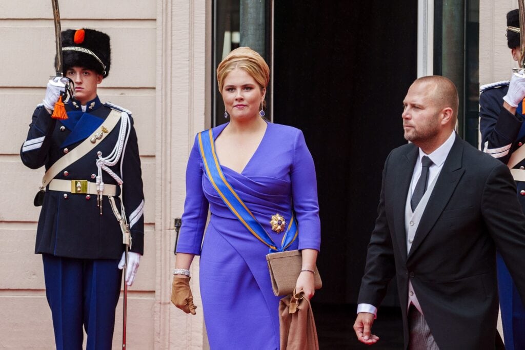 Prinsjesdag: Aankomst Koninklijke stoet Koninklijke Schouwburg