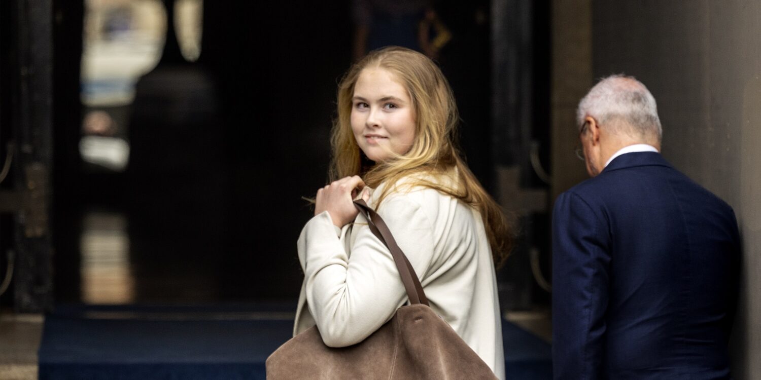 Princess Amalia arriving at the Dam palace in Amsterdam for the upcoming statebanquet for the Spanish King and Queen ADEL ROYALS ROYALTYMONACHY KONIGLICH ROYAUX
