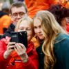 Koninklijke familie viert Koningsdag in Emmen