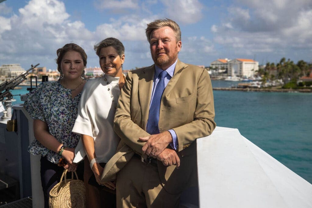 Koninklijke familie bezoekt Aruba en Curacao.