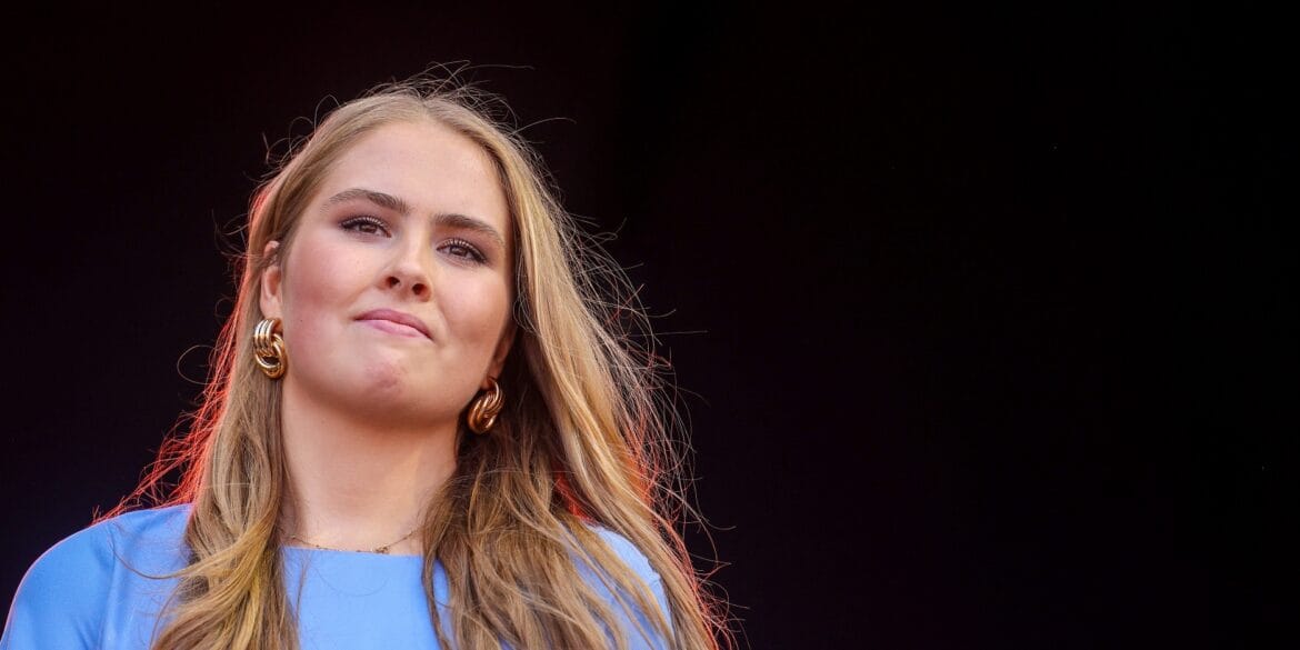 2025 amalia koningsdag doetinchem ANP blauw oorbellen InPixio