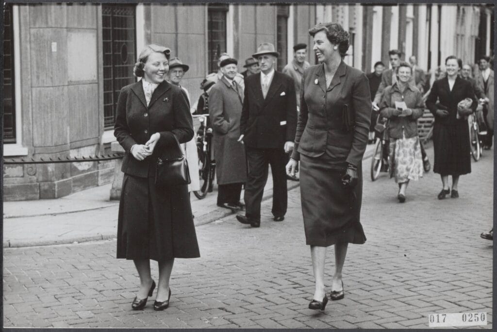 Beatrix 1956 leiden nationaal archief
