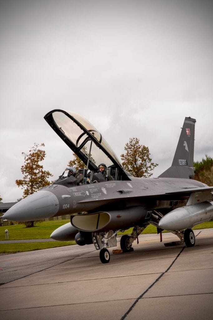 2025 christian f16 luitenant top gun kh7