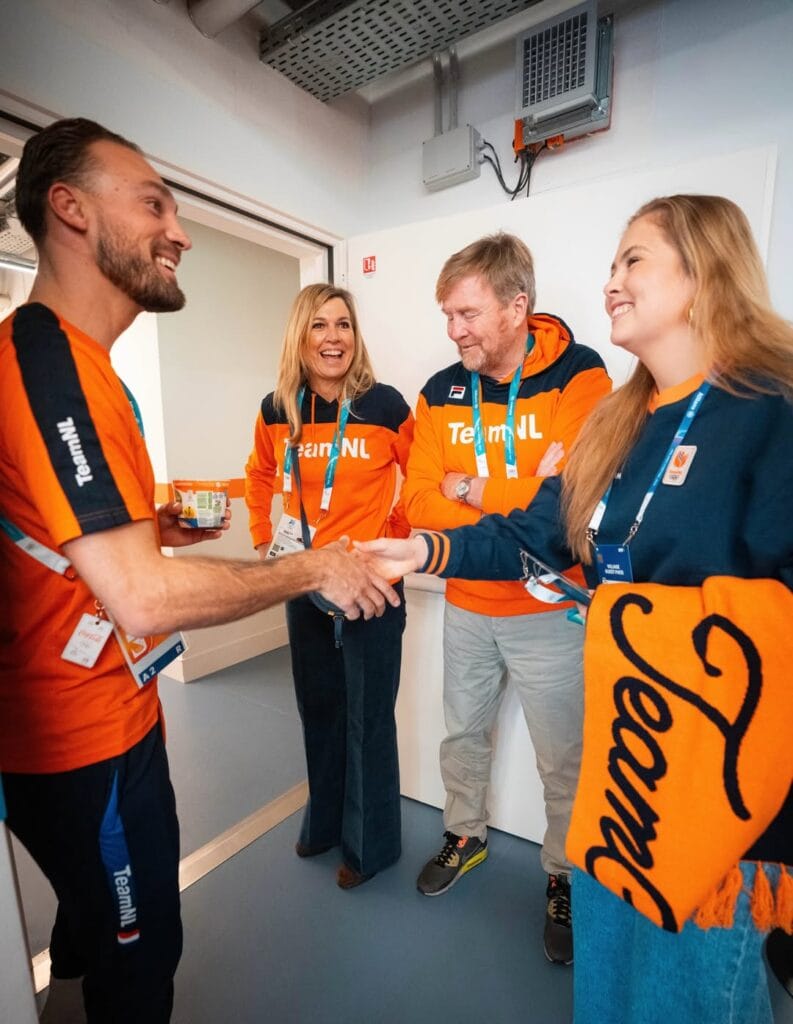 Nieuwe fotograaf in het dorp 👀👑 (6)